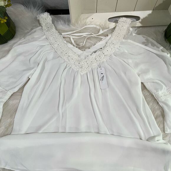 NEW Charming Charlie Longline Flutter Ruffle Cold Shoulder Poet Tunic Top S NWT - Picture 9 of 16